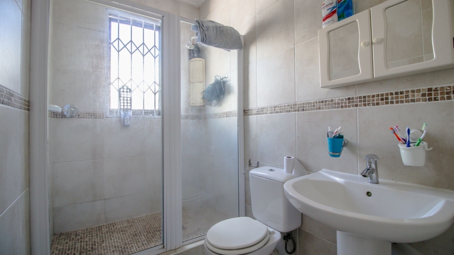 3 Bedroom Property for Sale in Cambridge Eastern Cape